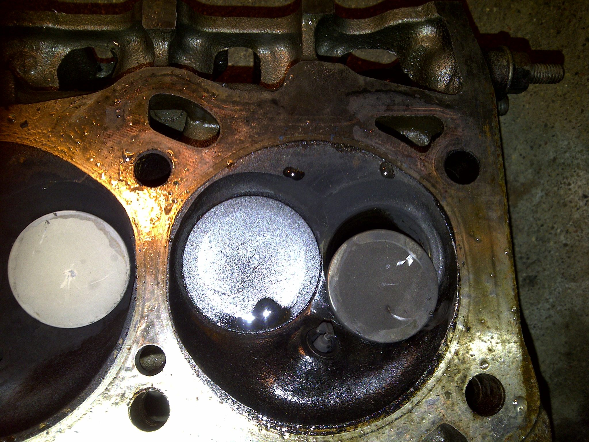 Bent Valves Bent exhaust valve